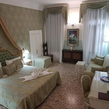 Luxury -friendly 招待所